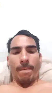 Snapshot of manuel202332 chatting on December 23, 3:40 am manuel202332 online show from December 23, 3:40 am