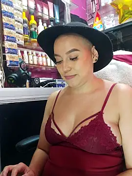 Snapshot of TamySweetness chatting on March 11, 5:13 pm TamySweetness online show from March 11, 5:13 pm