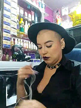 Snapshot of TamySweetness chatting on March 14, 12:40 pm TamySweetness online show from March 14, 12:40 pm