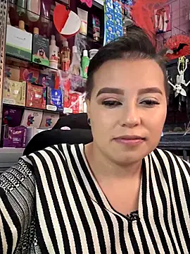 Snapshot of TamySweetness chatting on October 16, 3:35 pm TamySweetness online show from October 16, 3:35 pm
