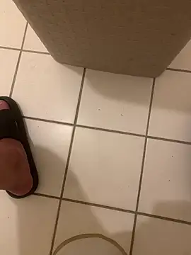 luay187 online show from March 6, 2:41 am