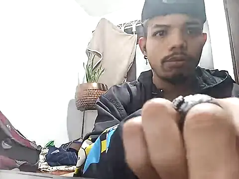 Snapshot of danidiazto2023 chatting on November 3, 9:32 am danidiazto2023 online show from November 3, 9:32 am