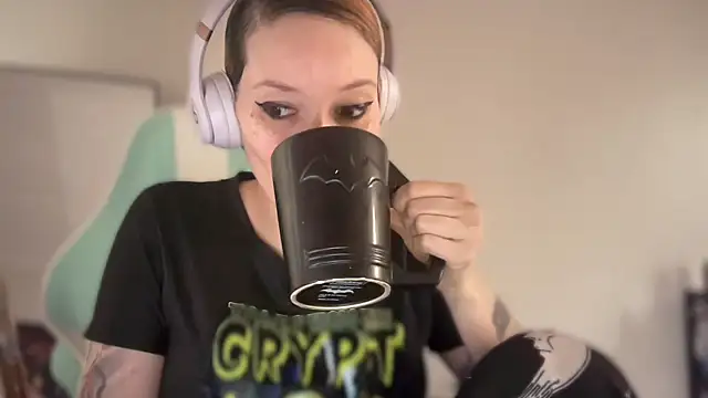 FRRANNKIE online show from February 10, 8:02 pm