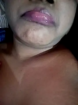 Snapshot of Hotlisa chatting on December 31, 4:14 pm Hotlisa online show from December 31, 4:14 pm