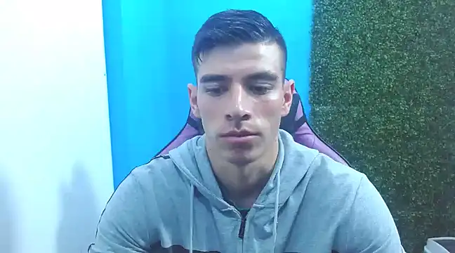 Snapshot of DEIBY_BABY chatting on December 2, 7:38 pm DEIBY BABY online show from December 2, 7:38 pm