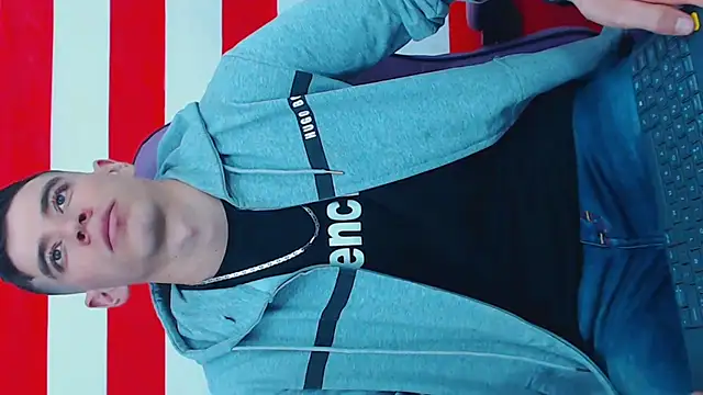 Snapshot of DEIBY_BABY chatting on December 4, 10:30 pm DEIBY BABY online show from December 4, 10:30 pm