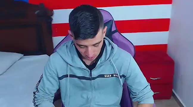 Snapshot of DEIBY_BABY chatting on December 6, 9:57 pm DEIBY BABY online show from December 6, 9:57 pm