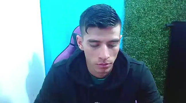 Snapshot of DEIBY_BABY chatting on December 13, 11:06 pm DEIBY BABY online show from December 13, 11:06 pm