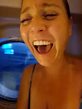 SkyelarSommer online show from February 27, 11:38 pm