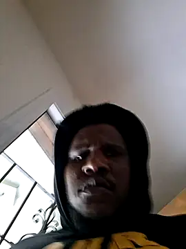 RemyGoldenxxx online show from March 19, 5:06 pm