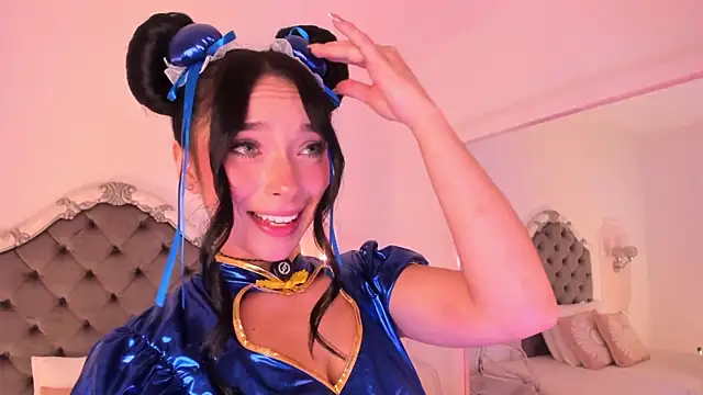 Victoria Watsson online show from October 24, 12:45 pm