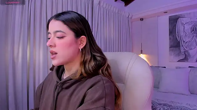 nathalie rivers online show from April 3, 11:19 am