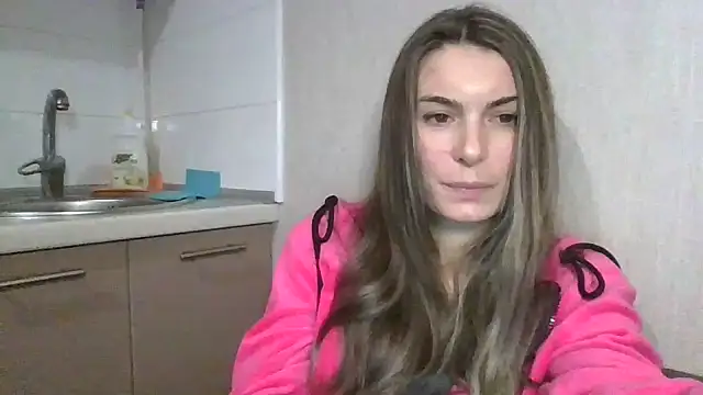 Snapshot of Carol-Rose chatting on December 18, 8:47 pm Carol-Rose online show from December 18, 8:47 pm