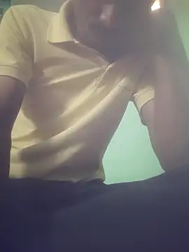 Snapshot of Erotic_boy44 chatting on November 4, 6:01 am Erotic boy44 online show from November 4, 6:01 am