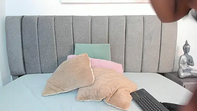 samantha stan online show from June 13, 12:25 pm