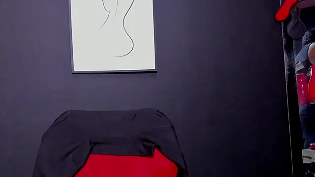 Tamarahryan online show from May 29, 1:31 pm