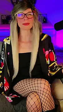 Kittychatte online show from May 11, 8:17 pm