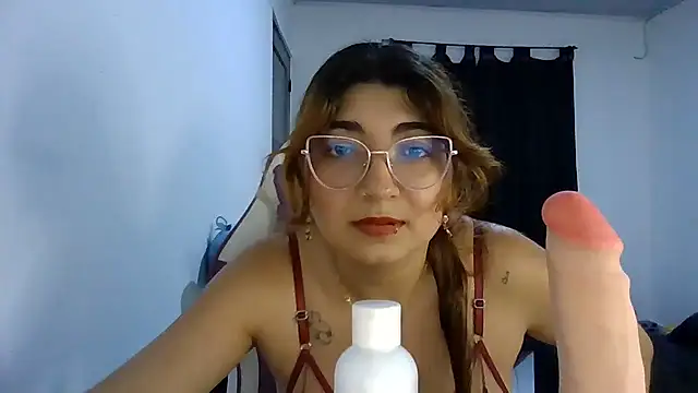 esteni online show from June 4, 3:12 am