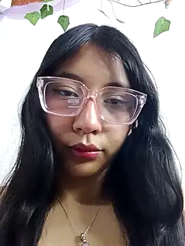 Snapshot of Umaru_uwu chatting on September 23, 4:04 am Umaru uwu online show from September 23, 4:04 am