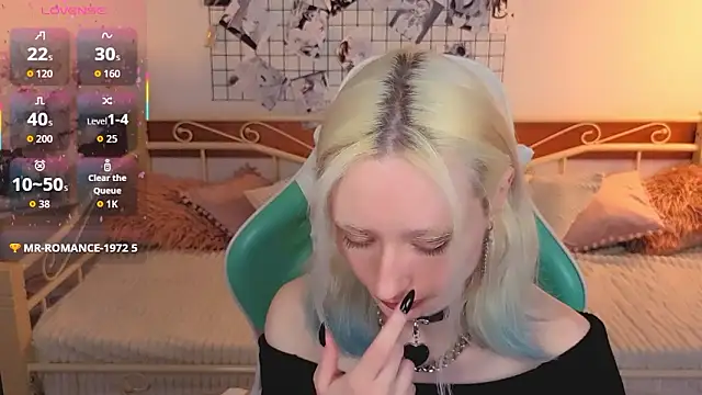 Katia Kim online show from March 9, 6:17 am