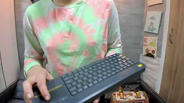 Mhelanny2 online show from April 13, 4:23 pm