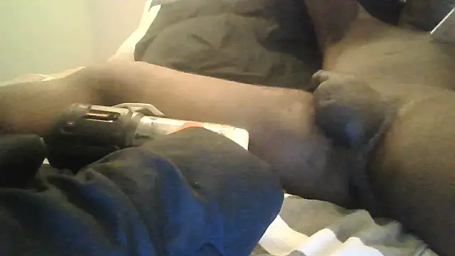 Snapshot of Teflonwhyte chatting on March 30, 6:03 am Teflonwhyte online show from March 30, 6:03 am