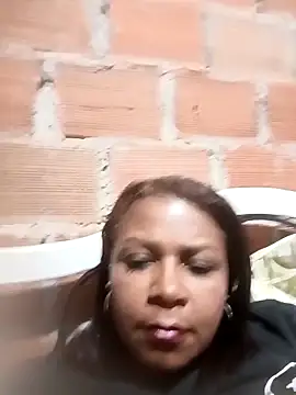 Snapshot of LisaBaileys chatting on May 8, 1:55 am LisaBaileys online show from May 8, 1:55 am