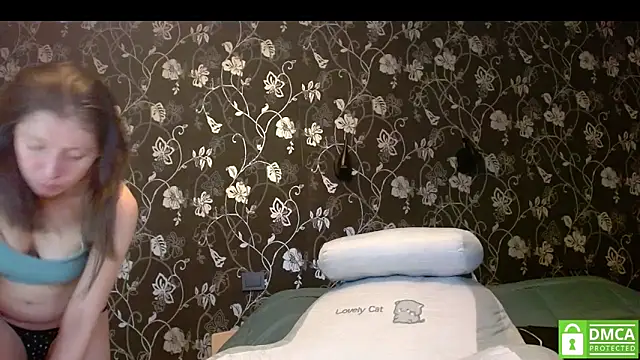 Sophi Cute online show from December 3, 1:53 pm