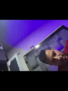 curiousskinny3 online show from March 22, 6:06 am