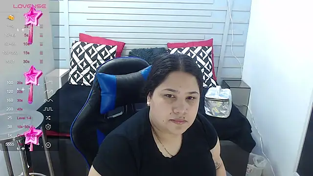 Snapshot of evelin_zaens chatting on January 23, 5:13 am evelin zaens online show from January 23, 5:13 am