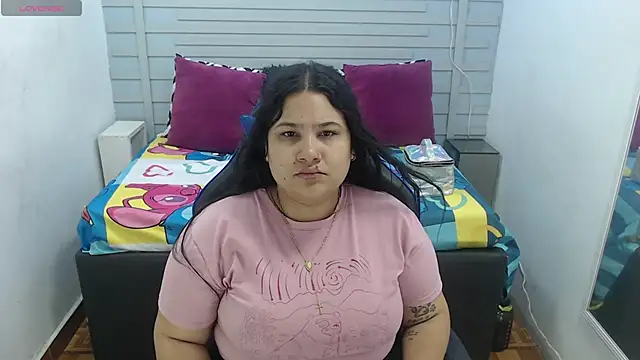 Snapshot of evelin_zaens chatting on February 24, 3:44 am evelin zaens online show from February 24, 3:44 am