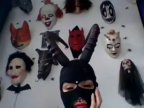 FeticheMacabre online show from December 6, 8:40 pm