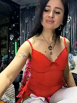 KikiXRed online show from December 26, 1:10 pm