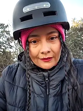 bellapaty online show from December 12, 3:48 pm