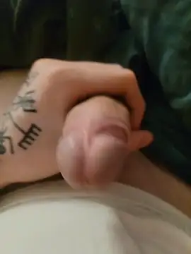 SexyGoldBoy22 online show from December 4, 8:28 pm