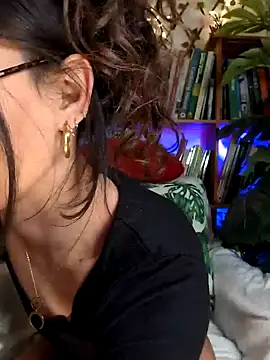 Snapshot of Naughty-Jessie chatting on January 28, 10:12 pm Naughty-Jessie online show from January 28, 10:12 pm