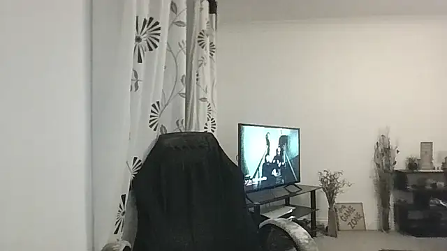 Snapshot of 33ENG chatting on October 29, 11:50 pm 33ENG online show from October 29, 11:50 pm