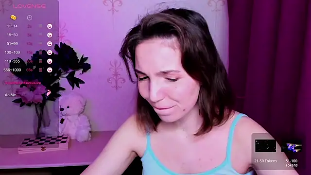 KindHazelHere  online show from April 5, 11:18 am