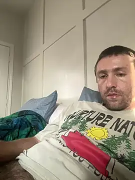 Snapshot of Bimmer7171 chatting on June 24, 11:48 pm Bimmer7171 online show from June 24, 11:48 pm