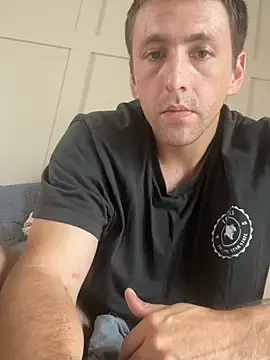 Snapshot of Bimmer7171 chatting on July 1, 9:47 pm Bimmer7171 online show from July 1, 9:47 pm