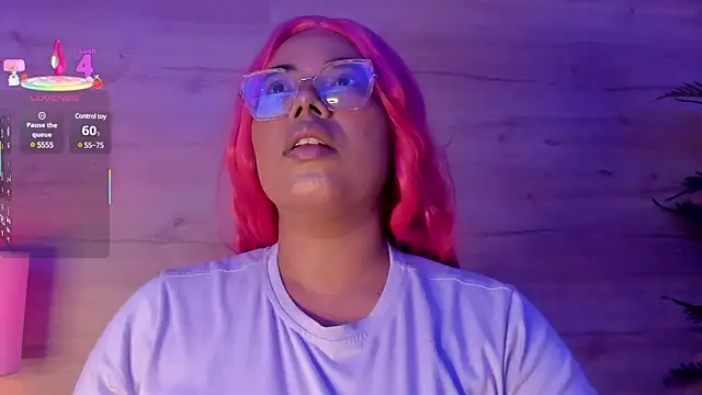  nickypurple  online show from March 7, 12:01 pm