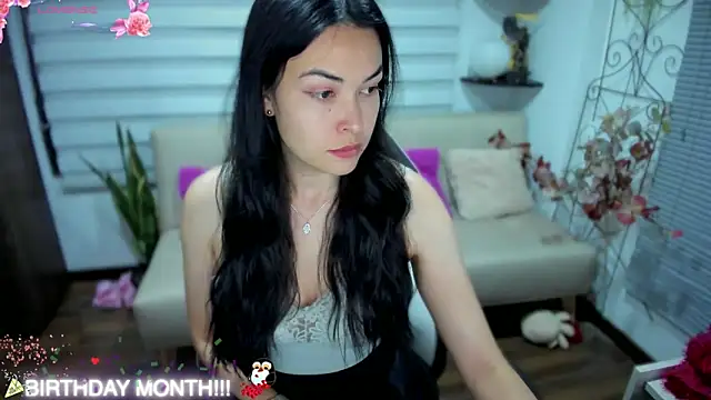 Lunlunera online show from November 3, 1:29 am