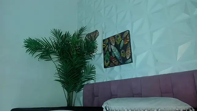 Snapshot of Hellen_Sky chatting on February 11, 7:08 pm Hellen Sky online show from February 11, 7:08 pm