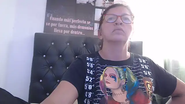 Snapshot of jellyfishhot chatting on March 18, 3:42 pm jellyfishhot online show from March 18, 3:42 pm