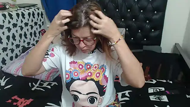 jellyfishhot online show from November 23, 11:04 pm