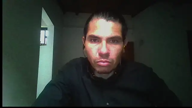 Snapshot of Manguerozotv chatting on April 27, 12:03 pm Manguerozotv online show from April 27, 12:03 pm