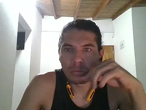 Snapshot of Manguerozotv chatting on May 7, 12:49 am Manguerozotv online show from May 7, 12:49 am