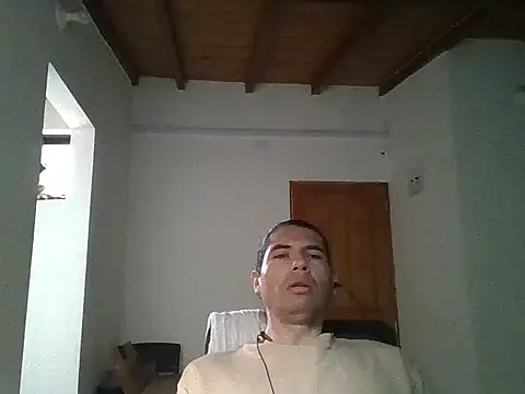 Snapshot of Manguerozotv chatting on May 10, 1:49 pm Manguerozotv online show from May 10, 1:49 pm