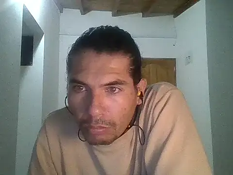 Snapshot of Manguerozotv chatting on May 21, 4:19 am Manguerozotv online show from May 21, 4:19 am