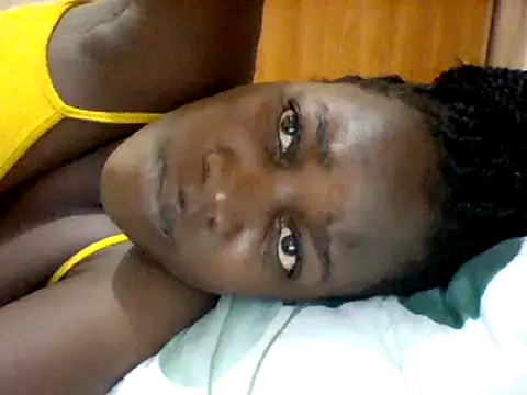 Snapshot of Alessandrajenna chatting on February 12, 4:23 am Alessandrajenna online show from February 12, 4:23 am